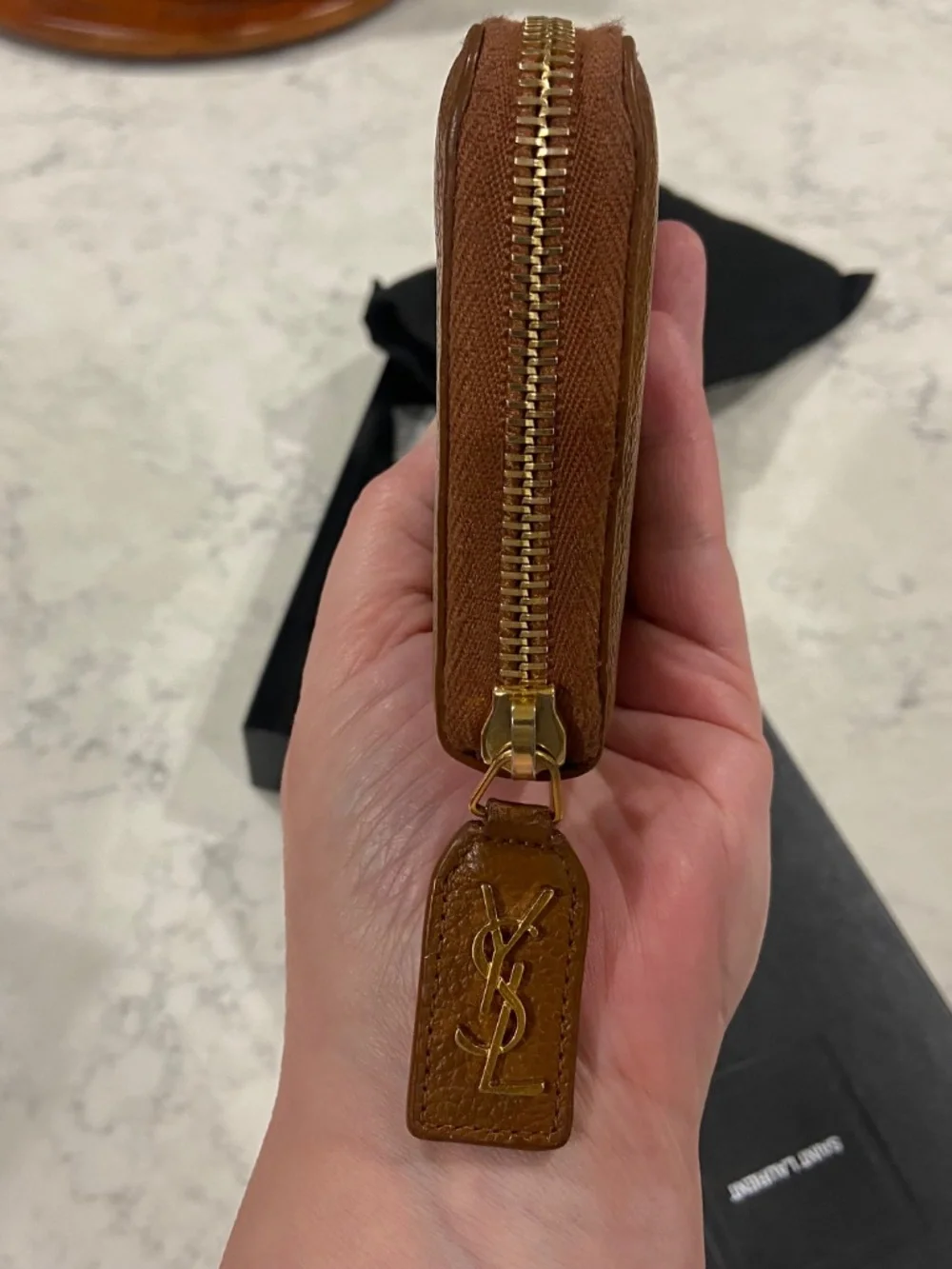 Saint Laurent Paris zip wallet - Picture 3 of 12